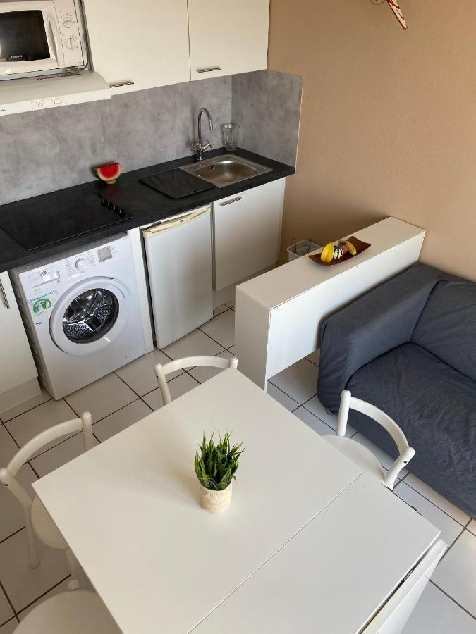 Appartement 4 Personnes Vue Sur Mer La Pironniere Exterior photo